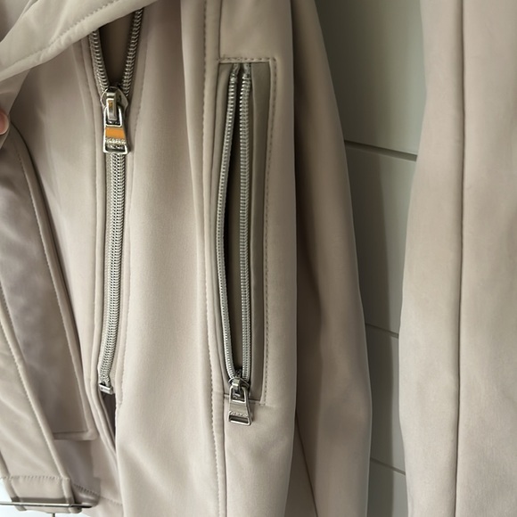 Cream Mid Length Fall Jacket - Picture 4 of 5